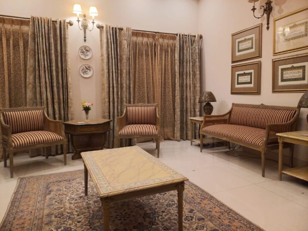 Luxury 1 Kanal furnished portion for rent in Park View, DHA Phase 8
